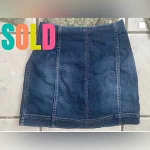 Denim skirt